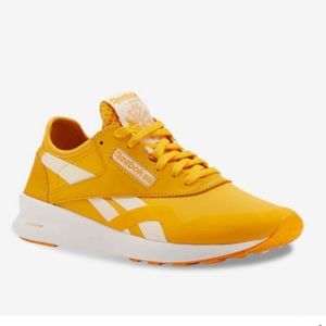 Reebok Classic Nylon SP Sneaker - Women's size 8.5